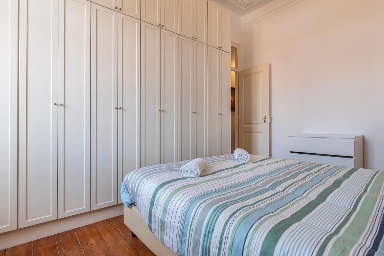 Typical 2Bdr Apartment In Lisbon By Lovelystay Exterior foto