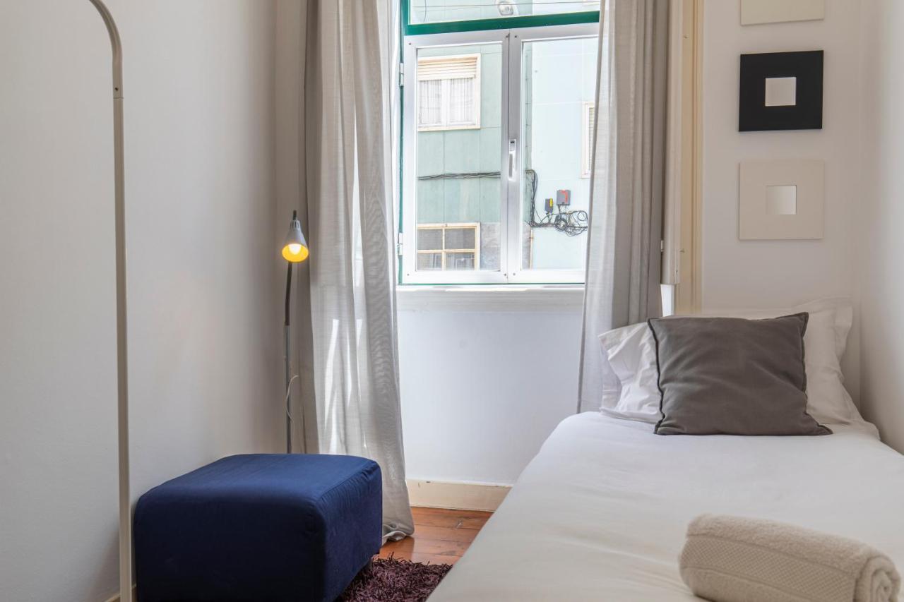 Typical 2Bdr Apartment In Lisbon By Lovelystay Exterior foto